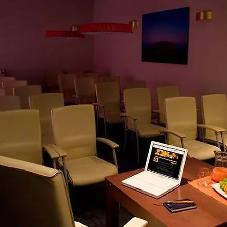 Kukubara Bowling Center Otel