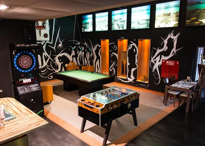 Kukubara Bowling Center 3*