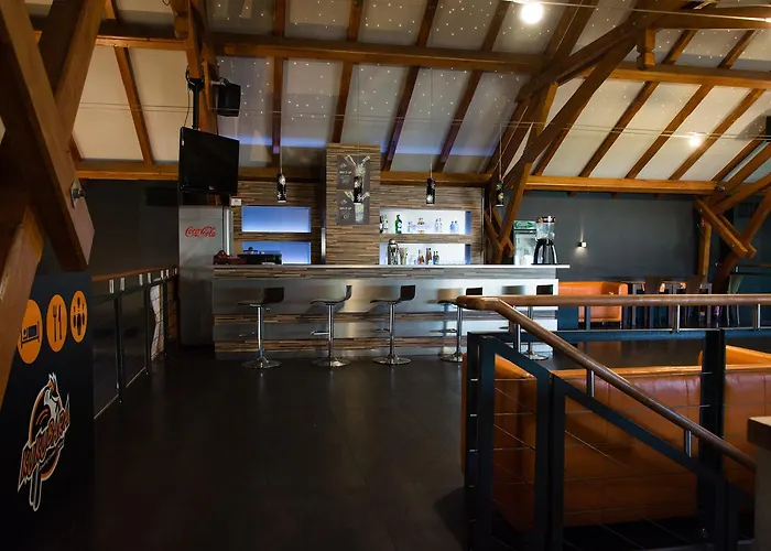 Kukubara Bowling Center 3*