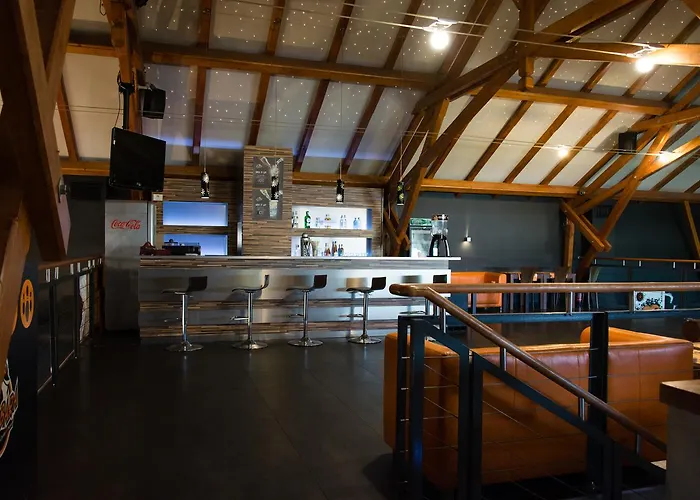 Hotel Kukubara Bowling Center Myszkow