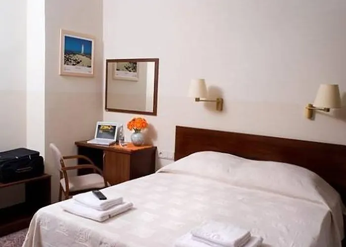 Kukubara Bowling Center Hotel