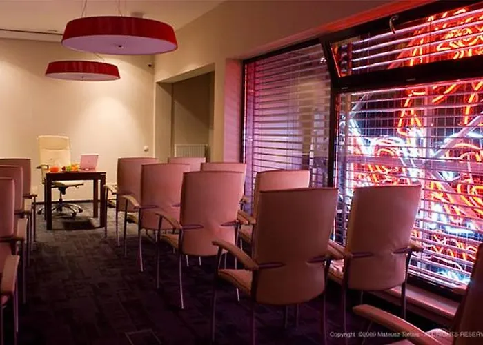 Kukubara Bowling Center 3*